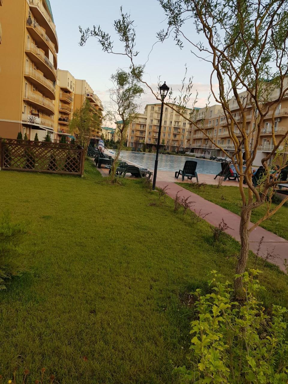 Modern Apartment With Pool In North Bucharest Cretuleasca Dış mekan fotoğraf