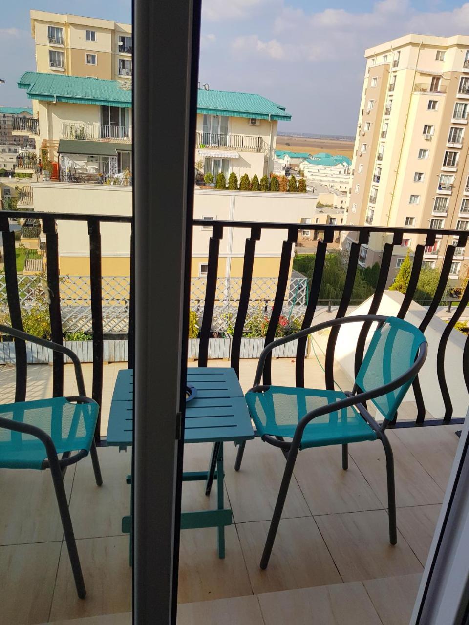Modern Apartment With Pool In North Bucharest Cretuleasca Dış mekan fotoğraf